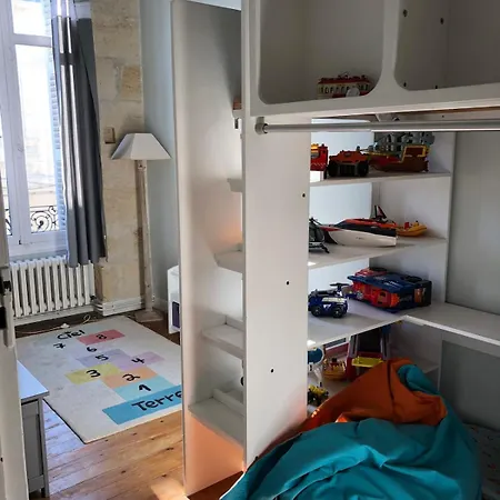 Holiday home Stseurin Croix Blanche Maison Familiale En Pierre Bordeaux