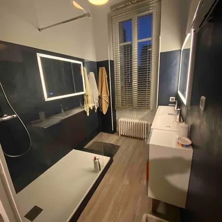 Stseurin Croix Blanche Maison Familiale En Pierre Holiday home